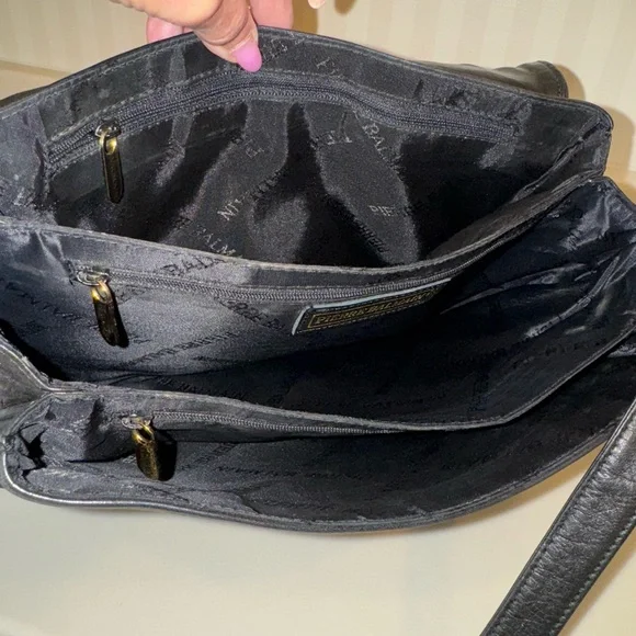 Pierre Balmain Black Leather Shoulder Crossbody Messenger Bag - Picture 5 of 16